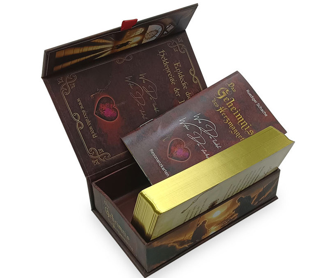 Classic Design Tarot Card Deck with Magnet Close Box