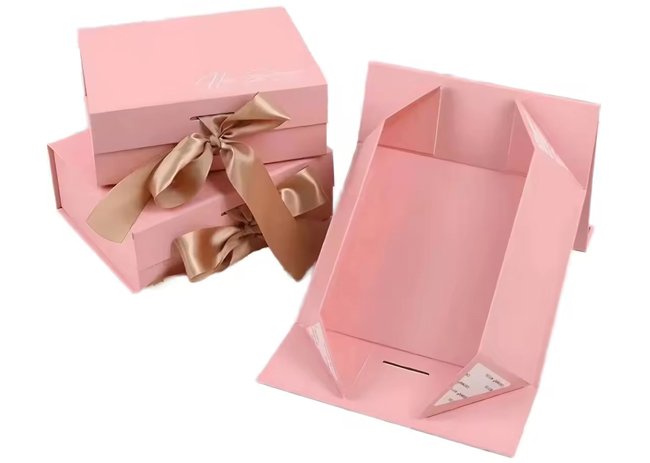 Ribbon Closure Folding Cardboard Gift Box