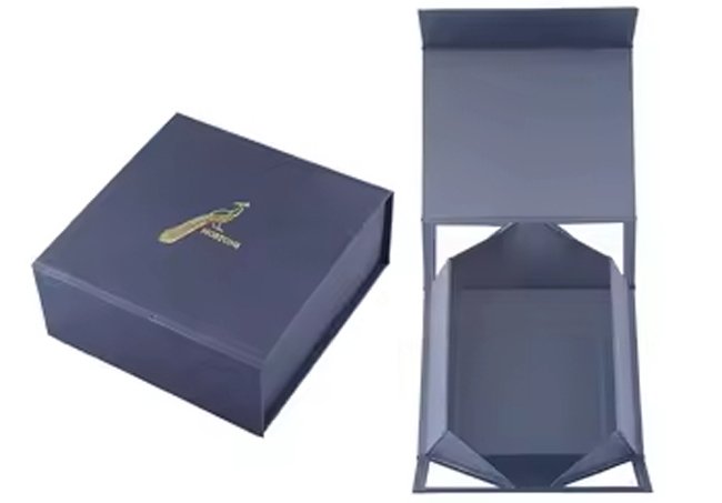 Gold Hot Stamping Logo Folding Gift Box
