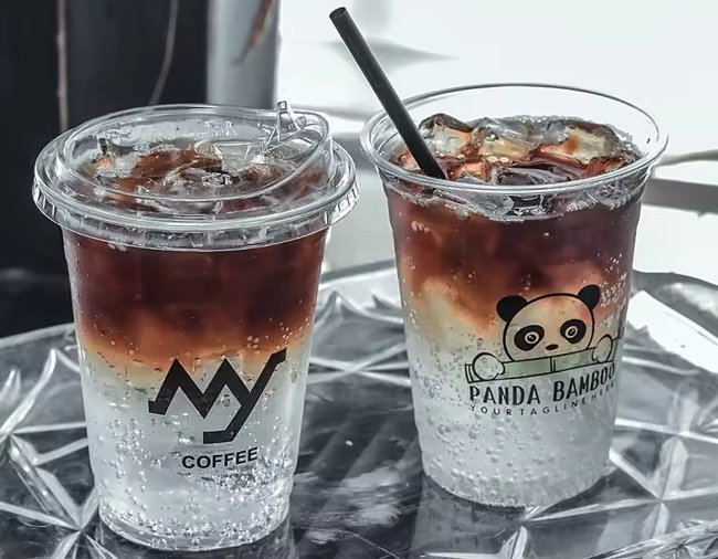 16oz Plastic Drinks Cup with Sip Lid